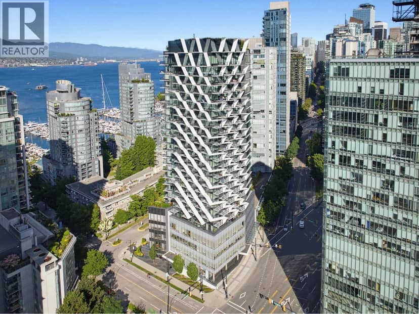 2303 620 CARDERO STREET, Vancouver, photo 3