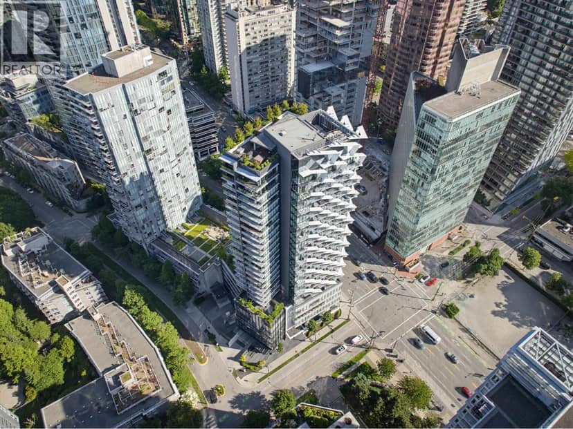 2303 620 CARDERO STREET, Vancouver, photo 4
