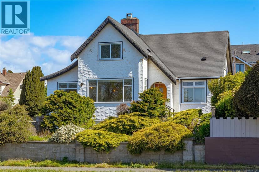 690 Dallas Rd, Victoria