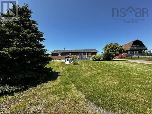 593 Veterans Memorial Drive, Arichat, photo 4