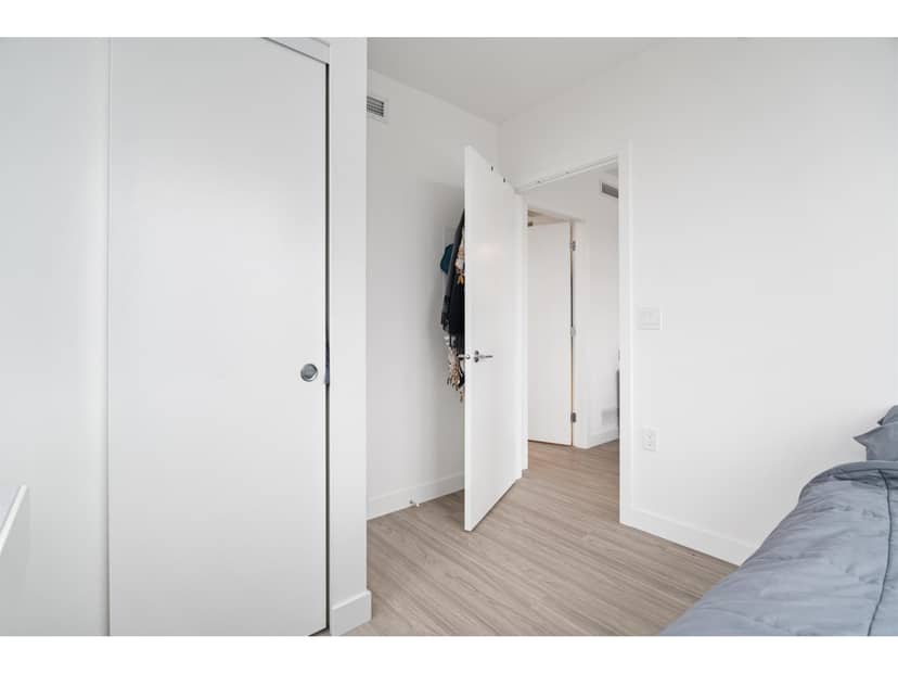 1605 13675 107A AVENUE, Surrey, photo 8
