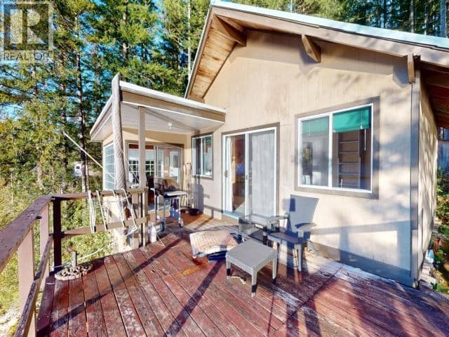 9302 POWELL LAKE, Powell River, photo 3