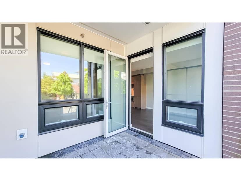 9333-9388 TOMICKI AVE & ODLIN ROAD, Richmond, photo 4