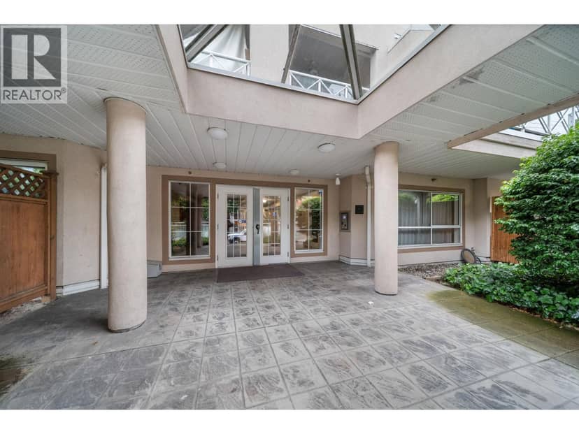 412 525 AGNES STREET, New Westminster, photo 3