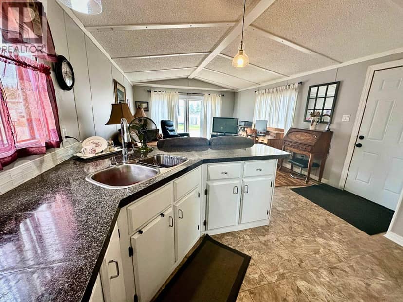 139 9207 82 STREET, Fort St. John, photo 6