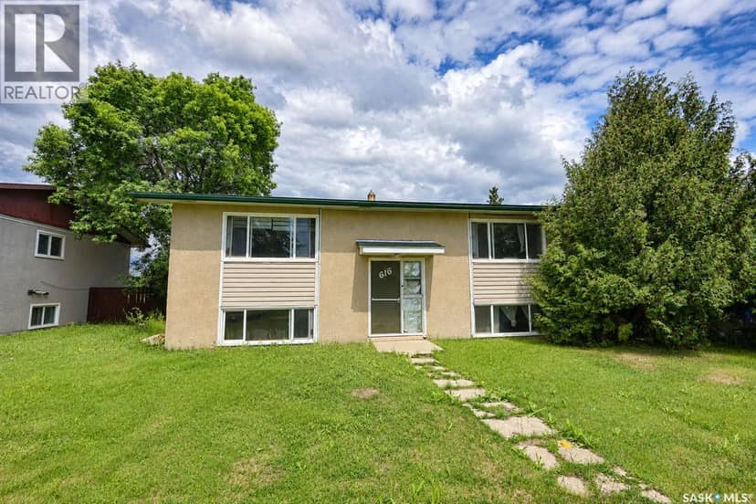 616 28th STREET E, Prince Albert