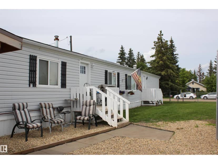 4839 49 AV, Chipman