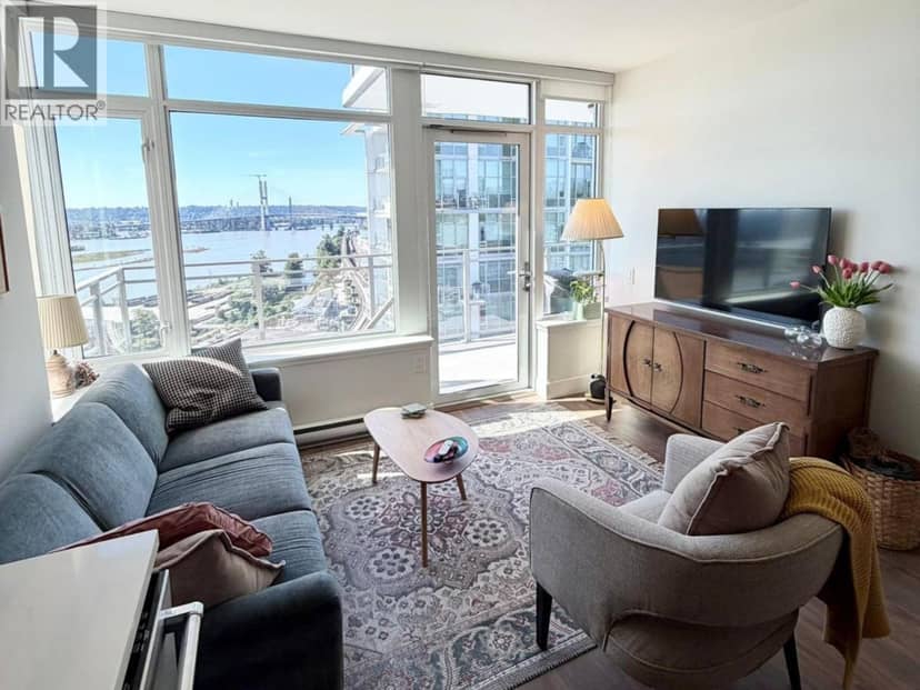 1609 258 NELSON'S COURT, New Westminster, photo 2
