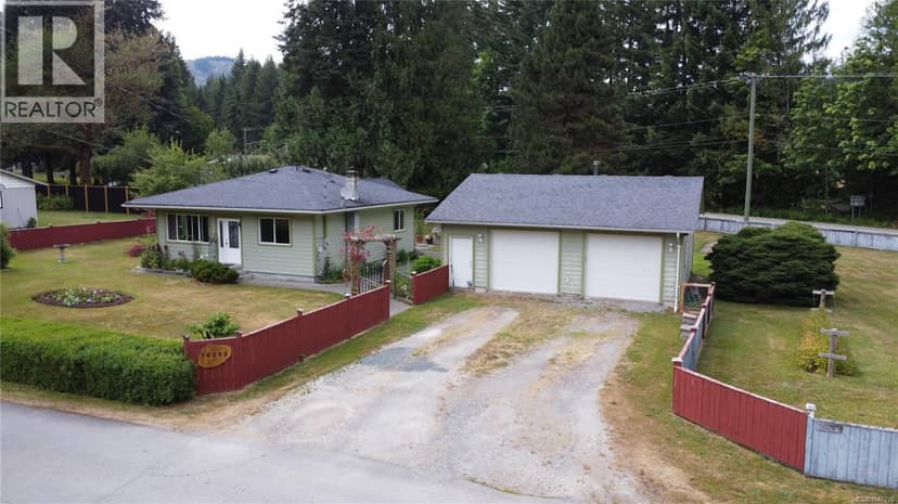 10289 Tamea Rd, Honeymoon Bay