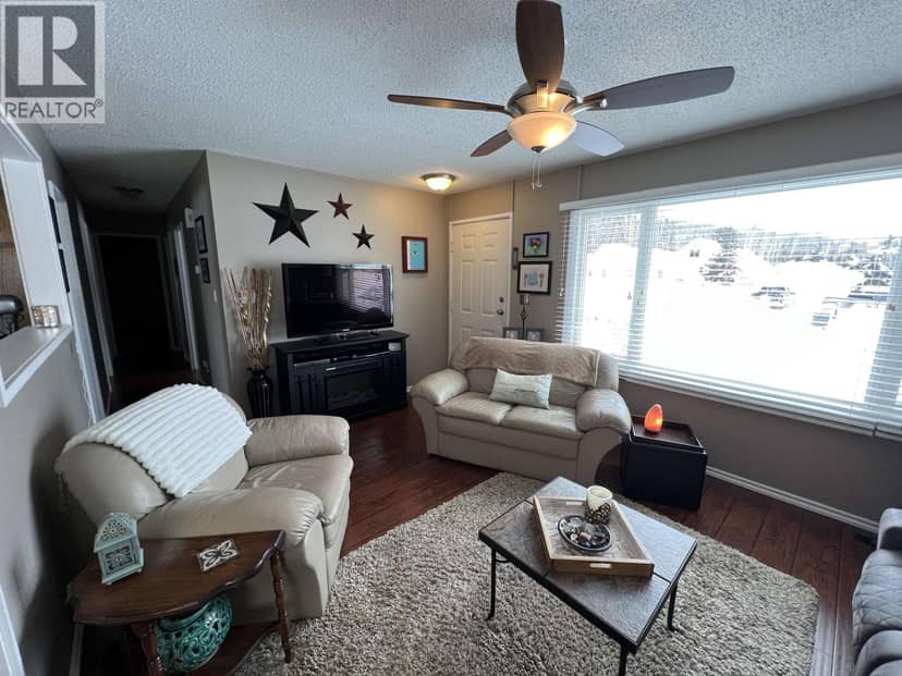 4815 SPRUCE AVENUE, Fort Nelson, photo 8