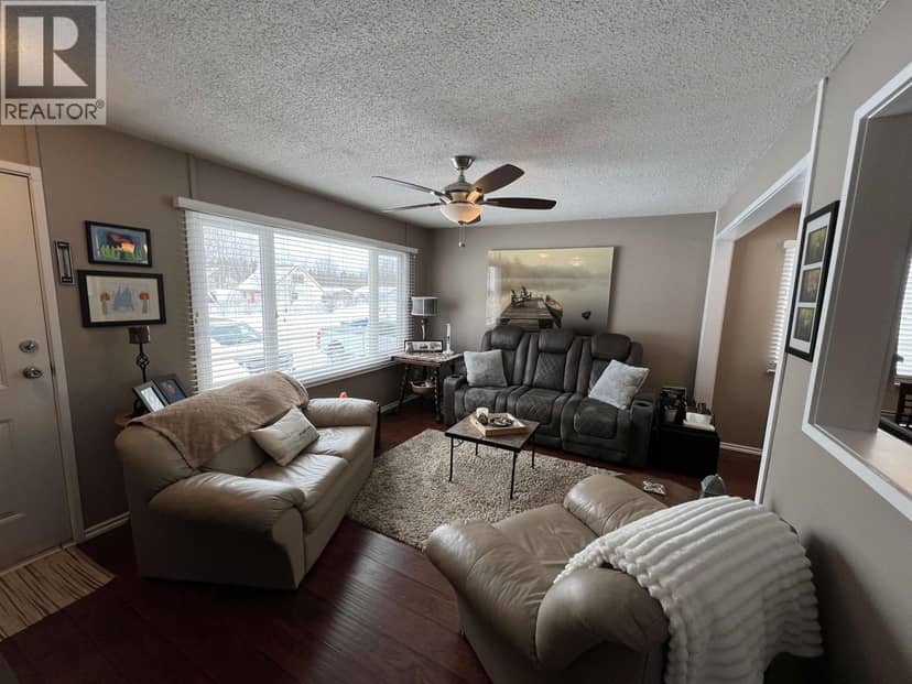 4815 SPRUCE AVENUE, Fort Nelson, photo 7