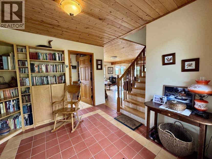 6496 FISHER ROAD, Telkwa, photo 2