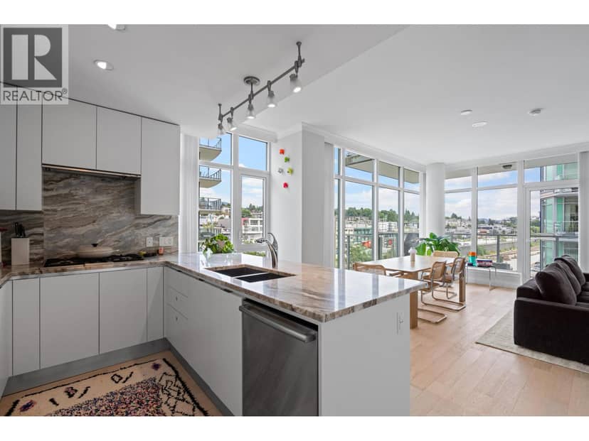 609 185 VICTORY SHIP WAY, North Vancouver