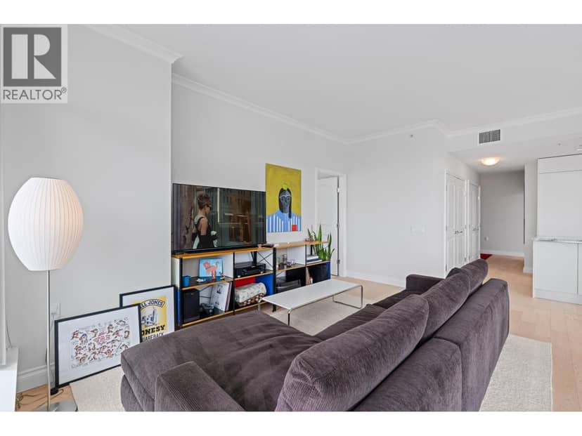609 185 VICTORY SHIP WAY, North Vancouver, photo 5