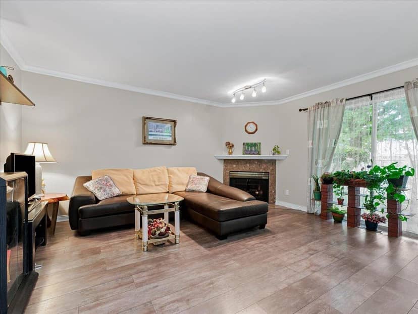 14 9926 151 STREET, Surrey, photo 3
