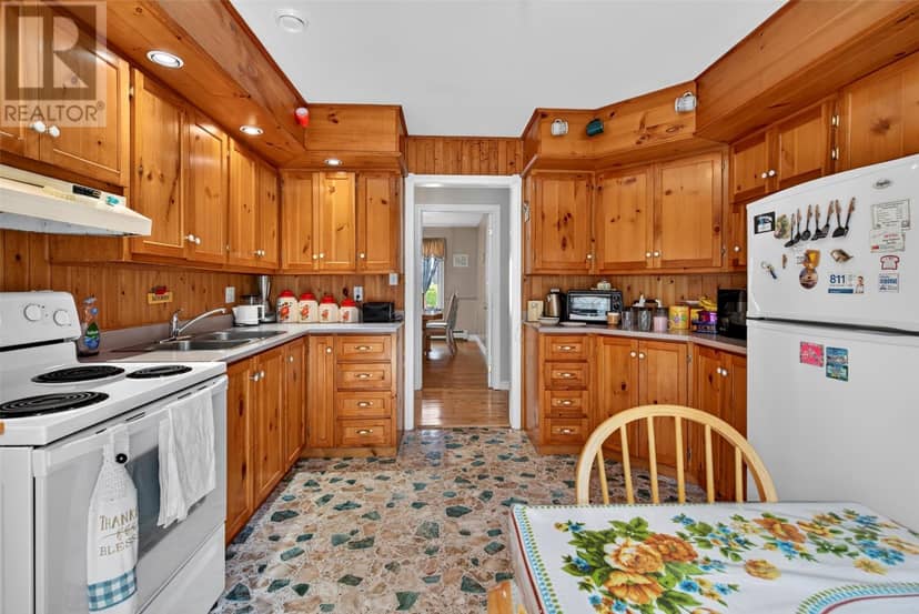 21 - 23 Boyd Avenue, Clarkes Beach, photo 4