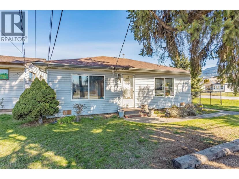 3156 Woodsdale Road, Lake Country, photo 2