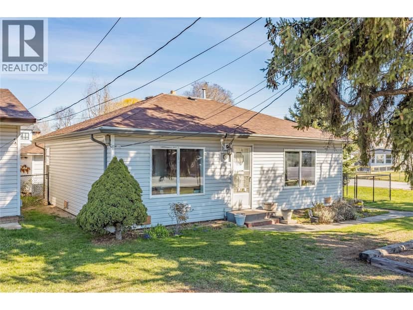 3156 Woodsdale Road, Lake Country, photo 3