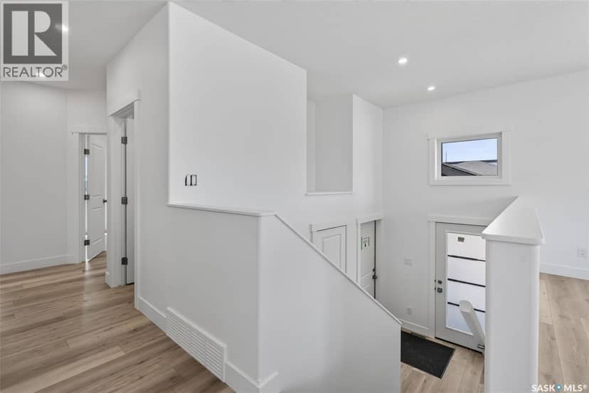801 Kerr COVE, Prince Albert, photo 3