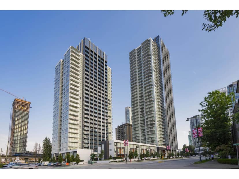 3801 10448 UNIVERSITY DRIVE, Surrey