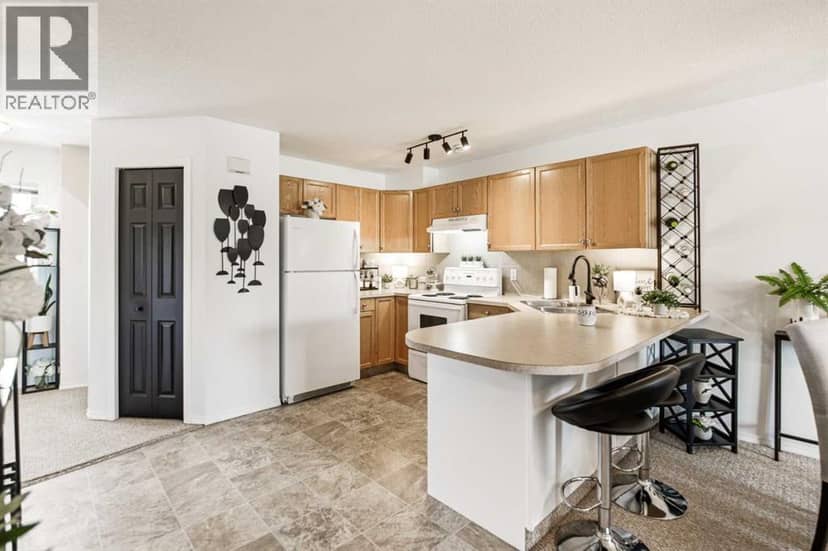 1205, 5220 50A Avenue, Sylvan Lake, photo 4