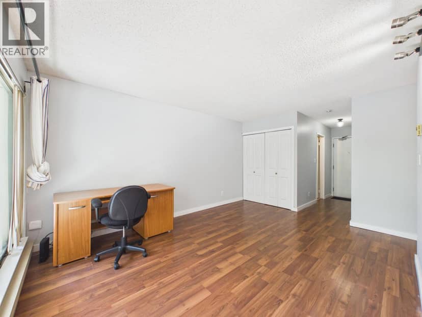 202 8700 ACKROYD ROAD, Richmond, photo 3