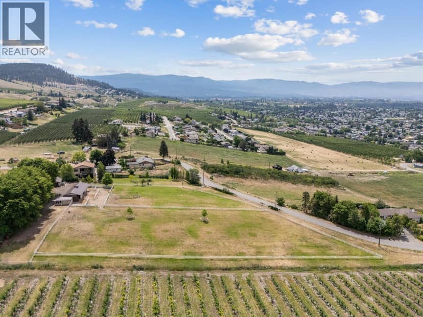 1052 Webster Road, Kelowna, photo 3