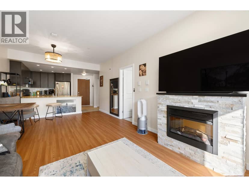 304 225 Francis Way, New Westminster, photo 3