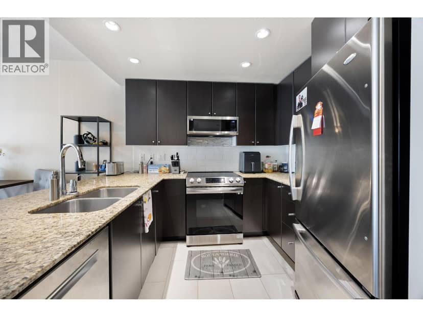 304 225 Francis Way, New Westminster, photo 7