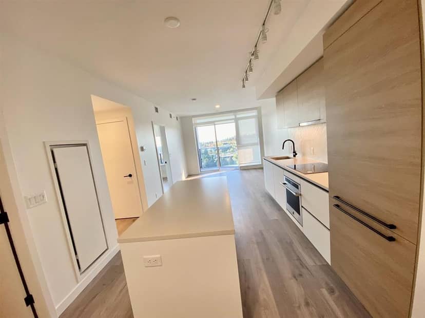 1801 13428 105 AVENUE, Surrey, photo 3