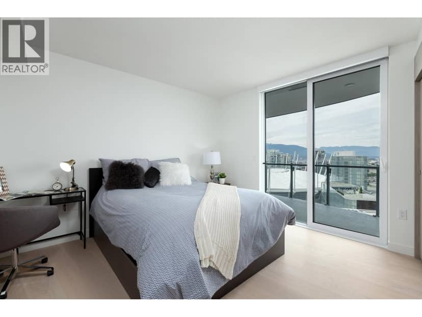 2817 89 NELSON STREET, Vancouver, photo 4