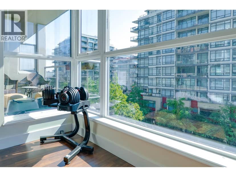 508 168 EAST ESPLANADE, North Vancouver