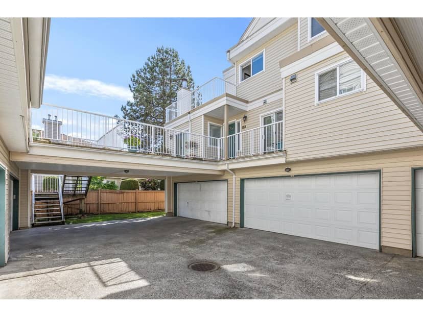 158 10077 156 STREET, Surrey, photo 2