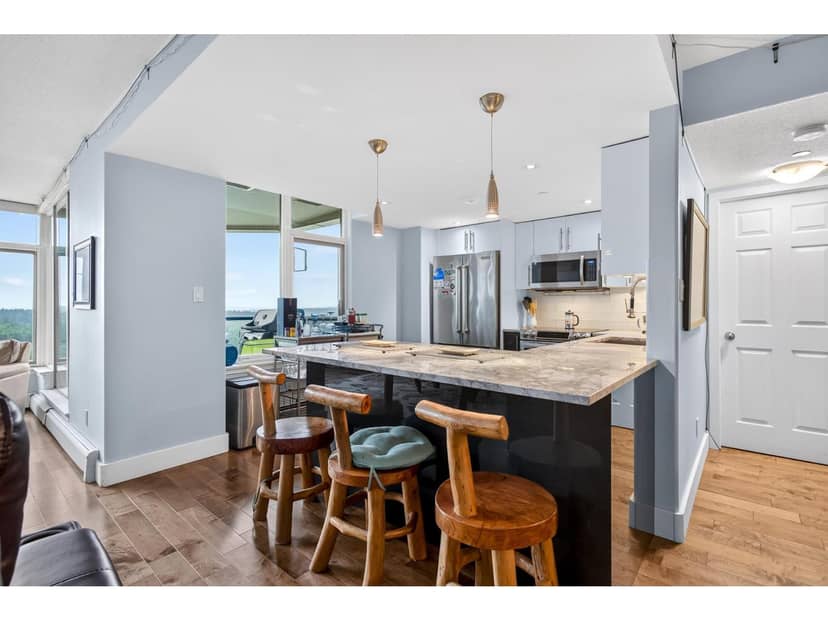 1904 13880 101 AVENUE, Surrey, photo 5