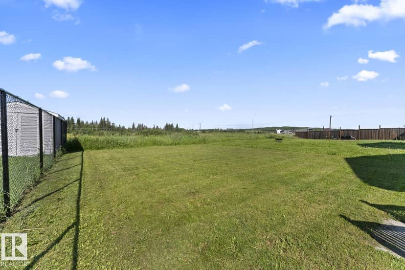 110 26 ST, Cold Lake, photo 2