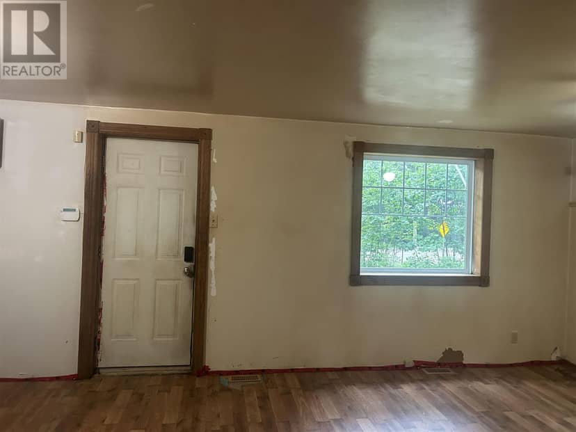 4760 Second LIN W, Prince Township, photo 3