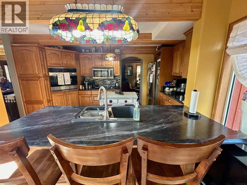 58 RADAR ROAD, Fort Nelson, photo 4