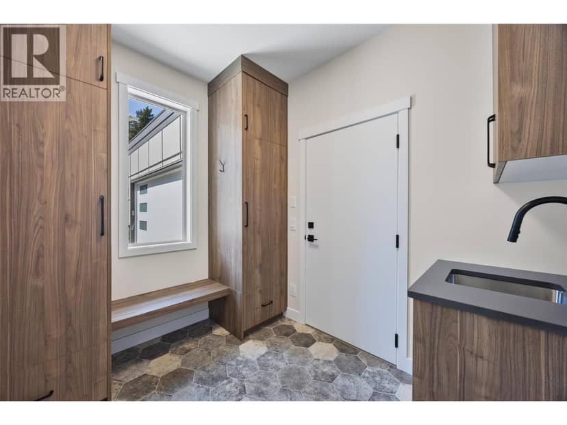 2140 LINFIELD Drive, Kamloops, photo 5