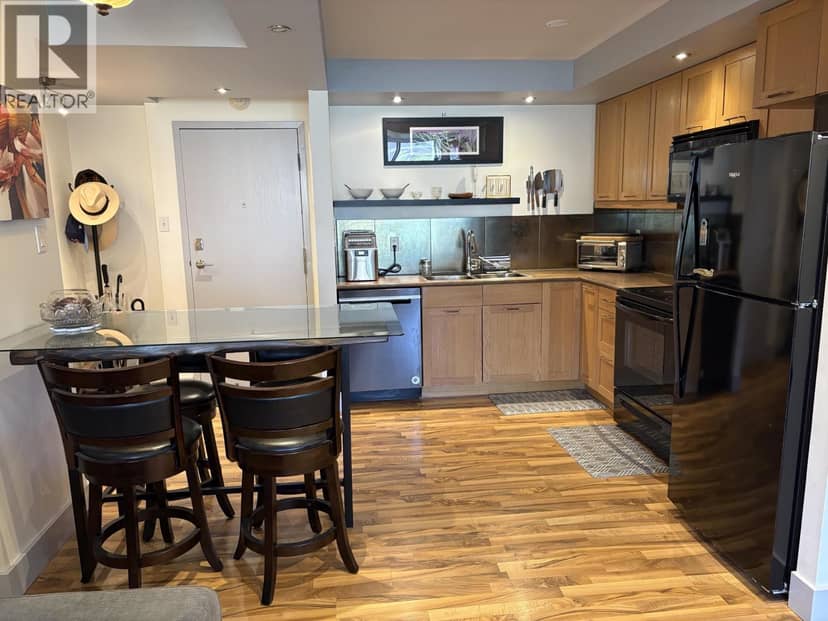 206 710 SEVENTH AVENUE, New Westminster, photo 8