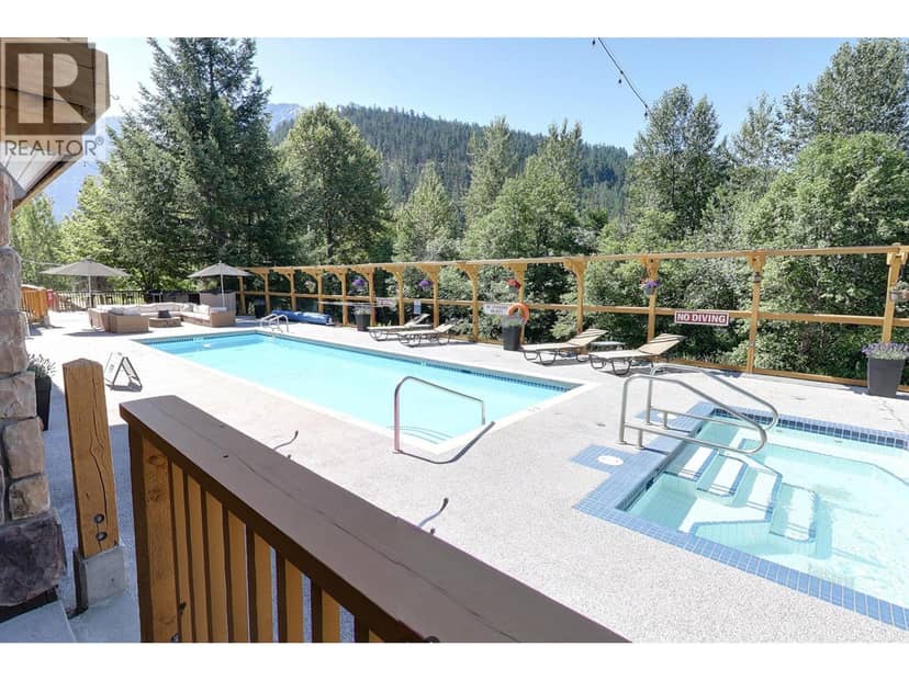 114 1490 HIGHWAY 99 HIGHWAY, Pemberton