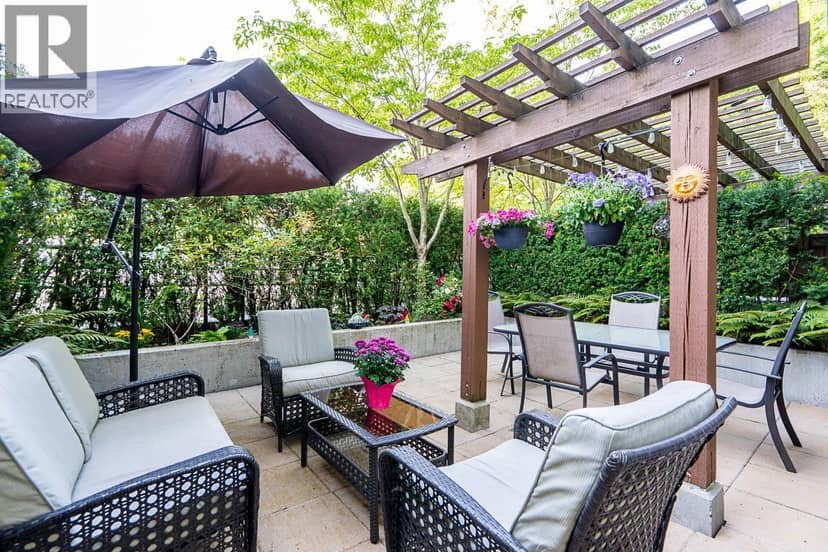 207 1677 LLOYD AVENUE, North Vancouver, photo 6