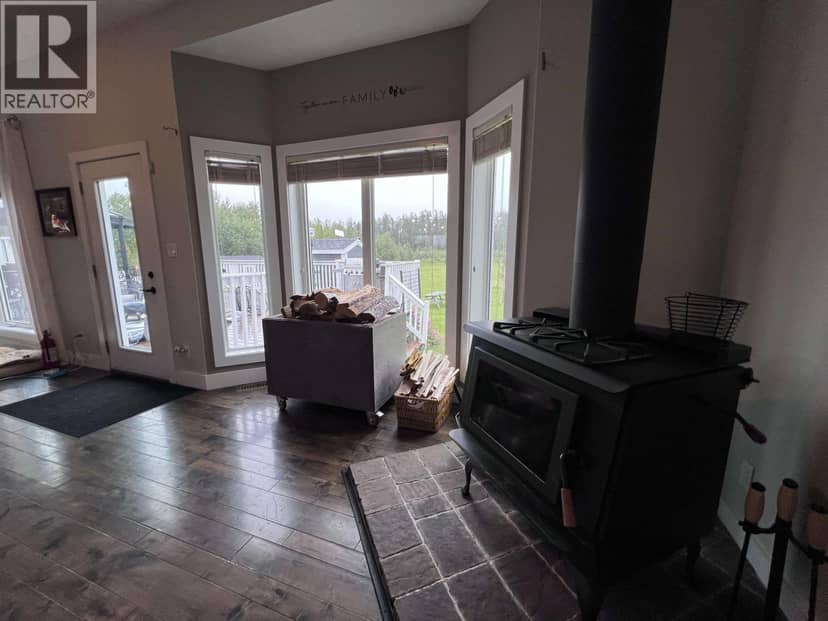 15 6550 OLD ALASKA HIGHWAY, Fort Nelson, photo 7