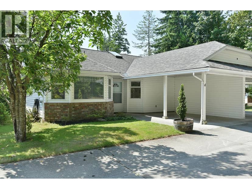 4 783 REED ROAD, Gibsons