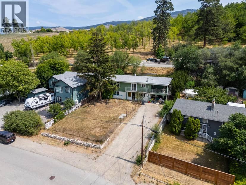695 Girard Road, Kelowna