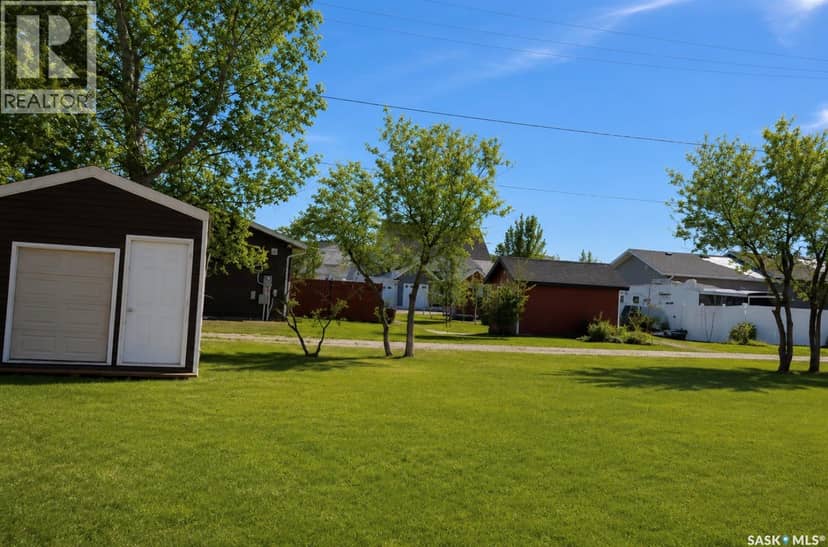 20 H Avenue, Willow Bunch, photo 3