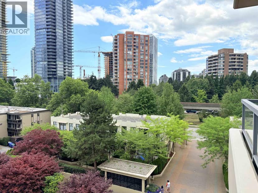 602 4333 CENTRAL BOULEVARD, Burnaby, photo 2