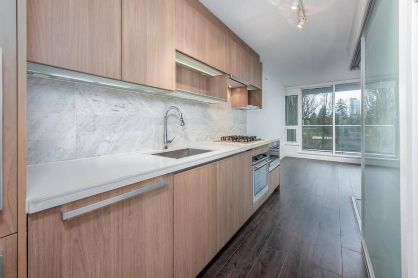 310 13696 100 AVENUE, Surrey, photo 2