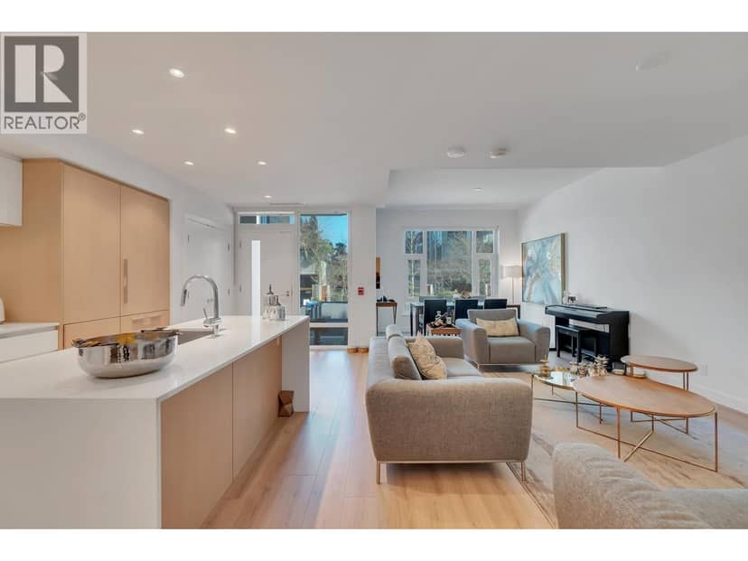 107 1500 FERN STREET, North Vancouver, photo 3