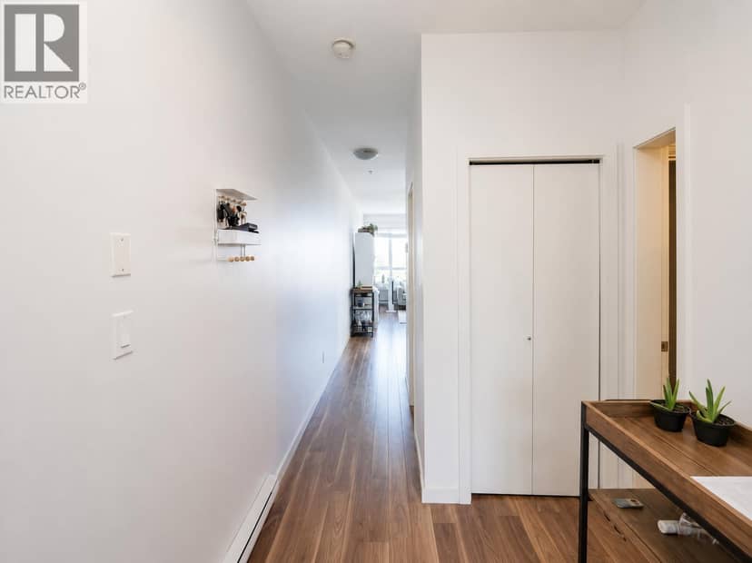 PH15 5388 GRIMMER STREET, Burnaby, photo 2