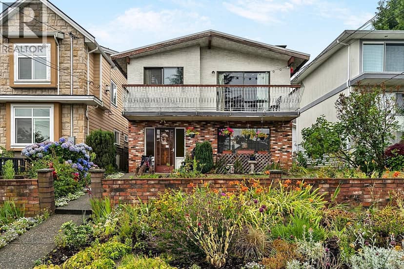 5343 NEVILLE STREET, Burnaby
